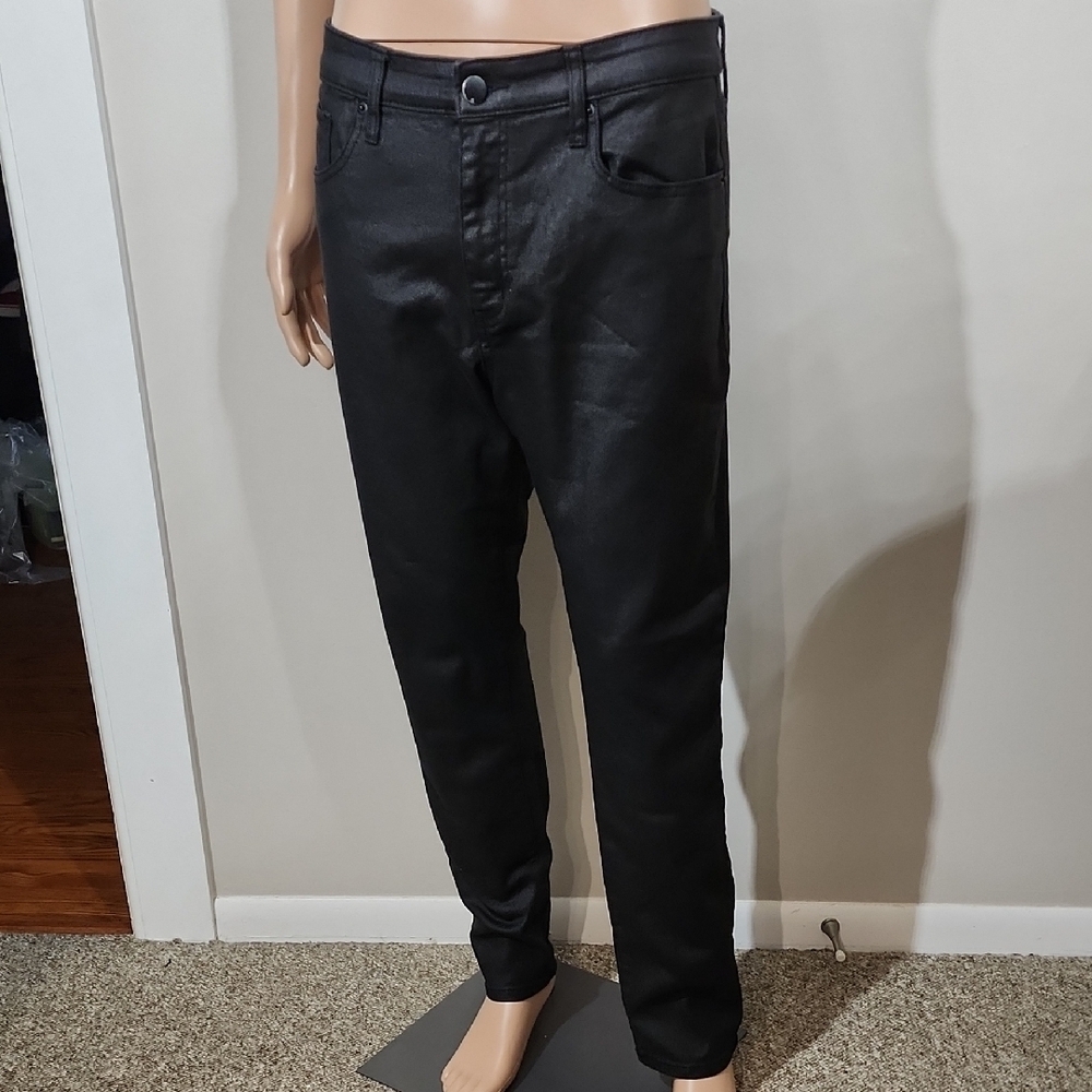 Fashion Nova Men's Sleek Black Slim Jeans